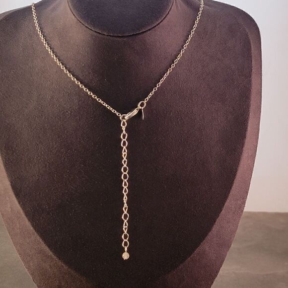 Clear Crystal Round Long Openwork Pendant Necklace - Picture 6 of 7